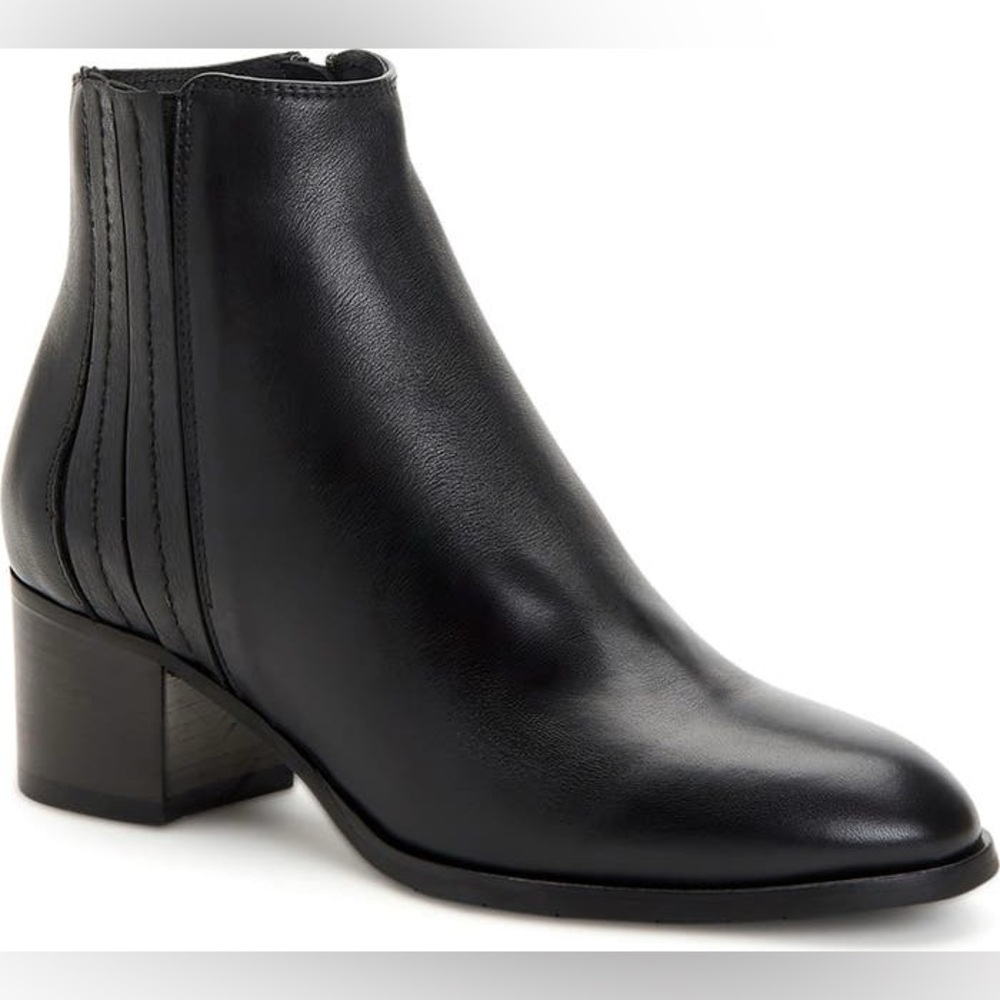 Aquatalia Naiya Black Ankle Boots